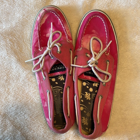 Sperry Shoes - Pink tie dye Sperry’s, size 8!